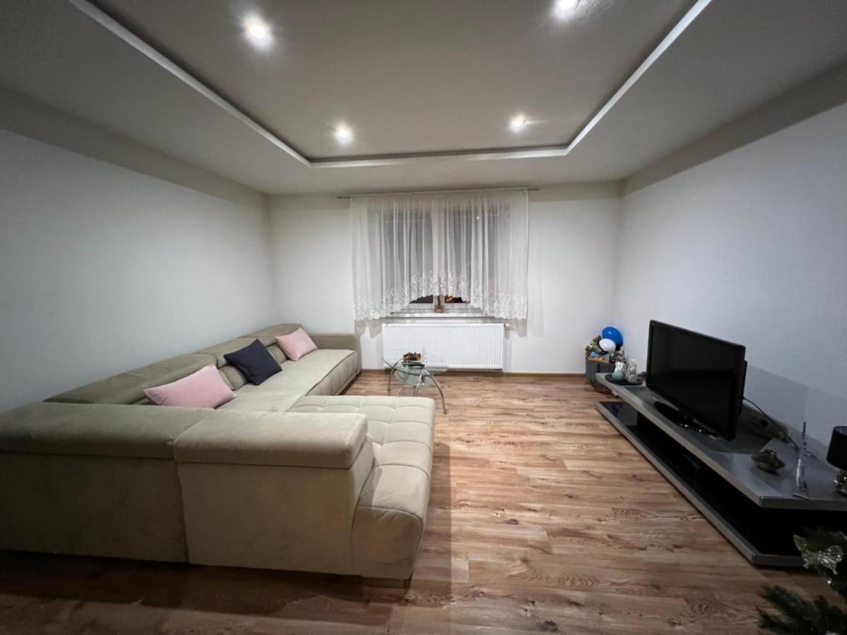 Family Apartments Mýto pod Ďumbierom 외부 사진